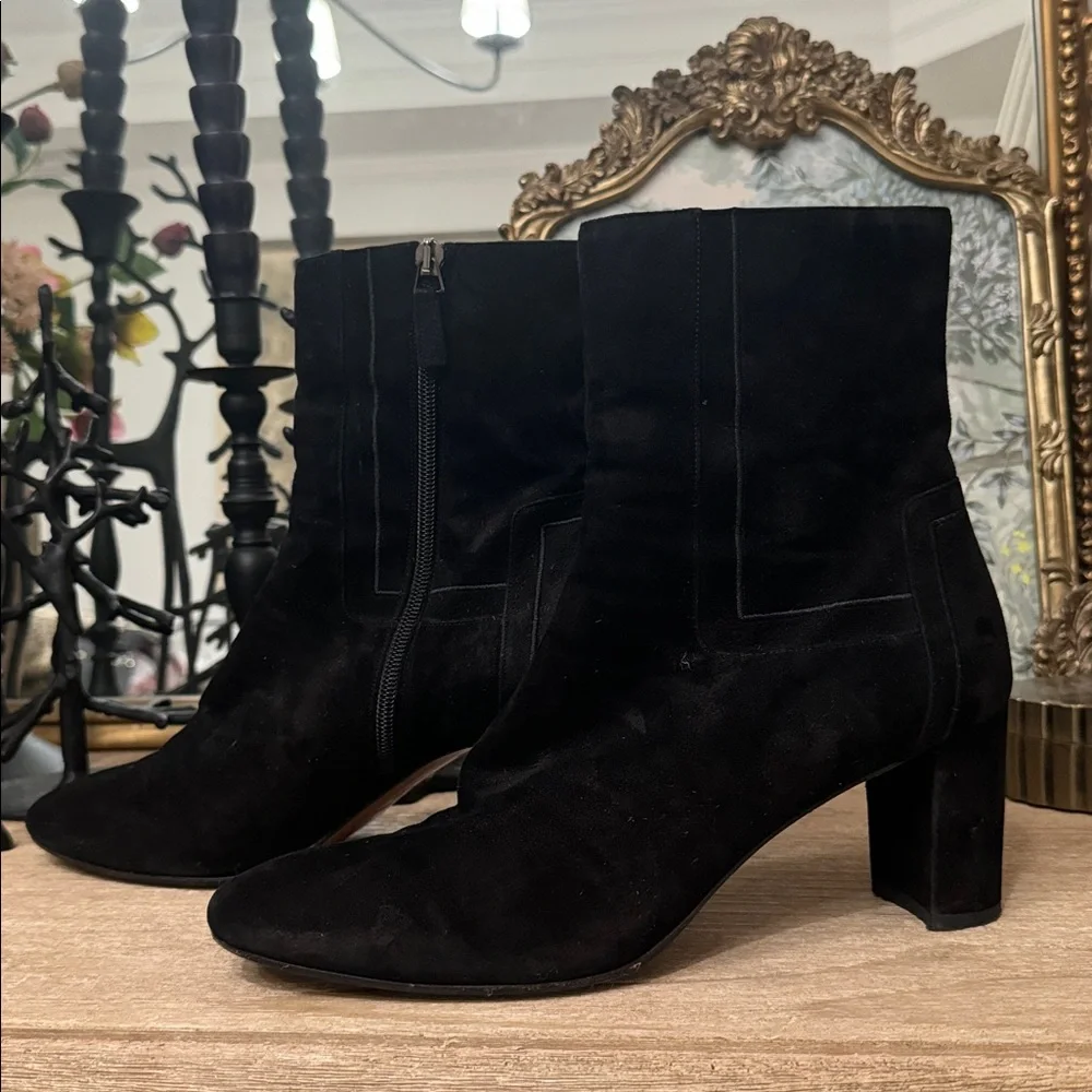 Aquatalia Tilly suede weatherproof ankle boots in black ~ Size 12